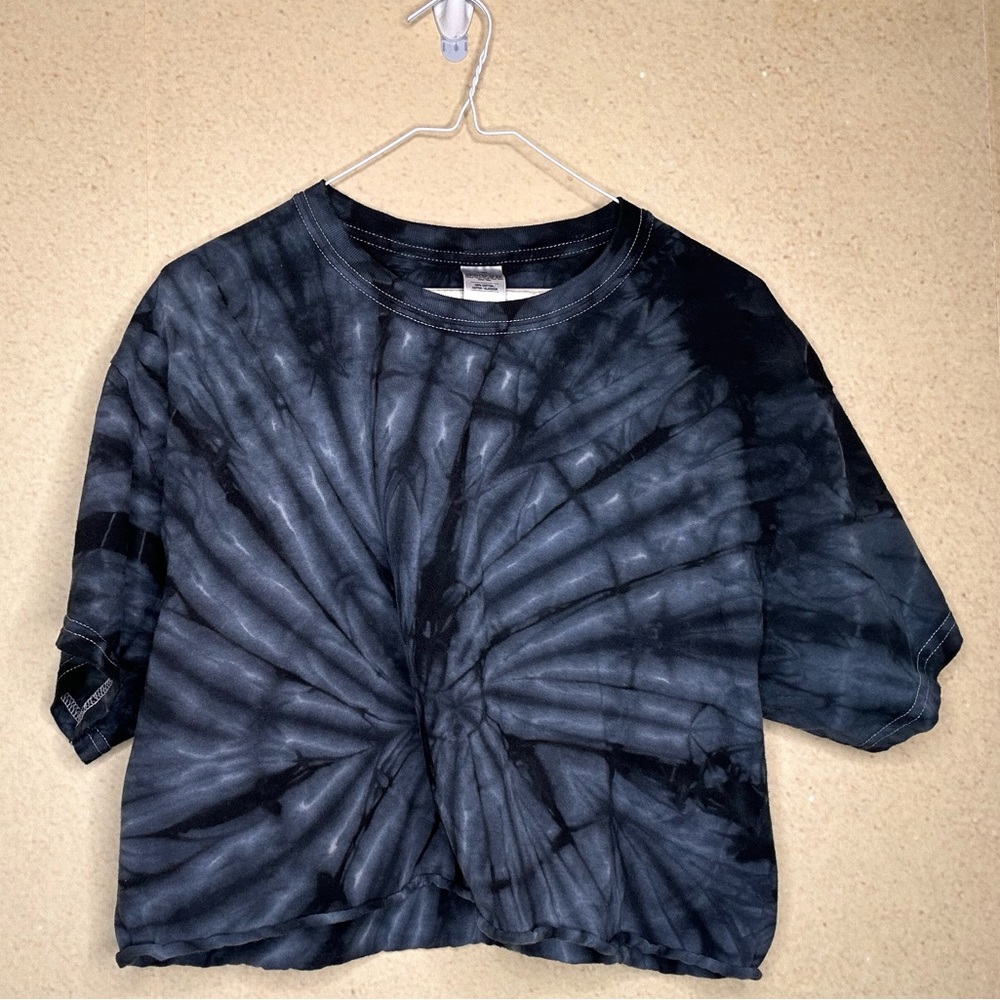 Blue/Gray Tie Dye Short Sleeve Crop Top